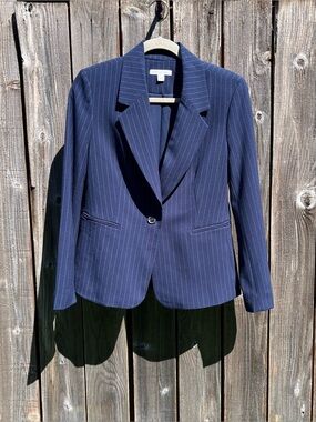 Free Assembly navy pinstripe one button blazer size small